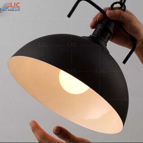 Đèn Thả Trang Trí Sắt Đen 8880