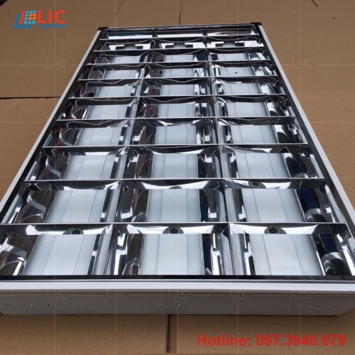 Máng Công Nghiệp Tán Quang 600*1200 Âm Trần Lắp Âm Lic
