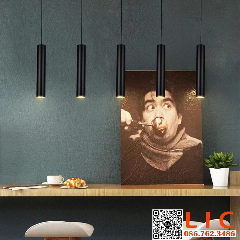 Lắp đặt bộ đèn chùm hiện đại cho nhà bác Mai 