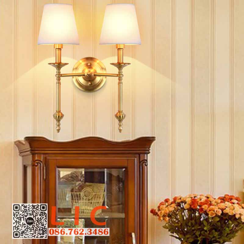 Lắp đặt bộ đèn chùm hiện đại cho nhà bác Mai 