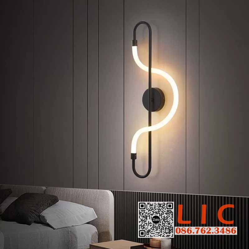 Lắp đặt bộ đèn chùm hiện đại cho nhà bác Mai 